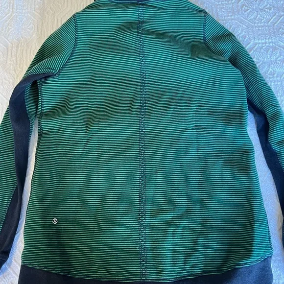 lululemon athletica Green and navy Striped sweatshirt - Picture 6 of 6